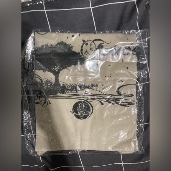 Vigilant Shirt(Isaiah40:8) - Picture 3 of 3